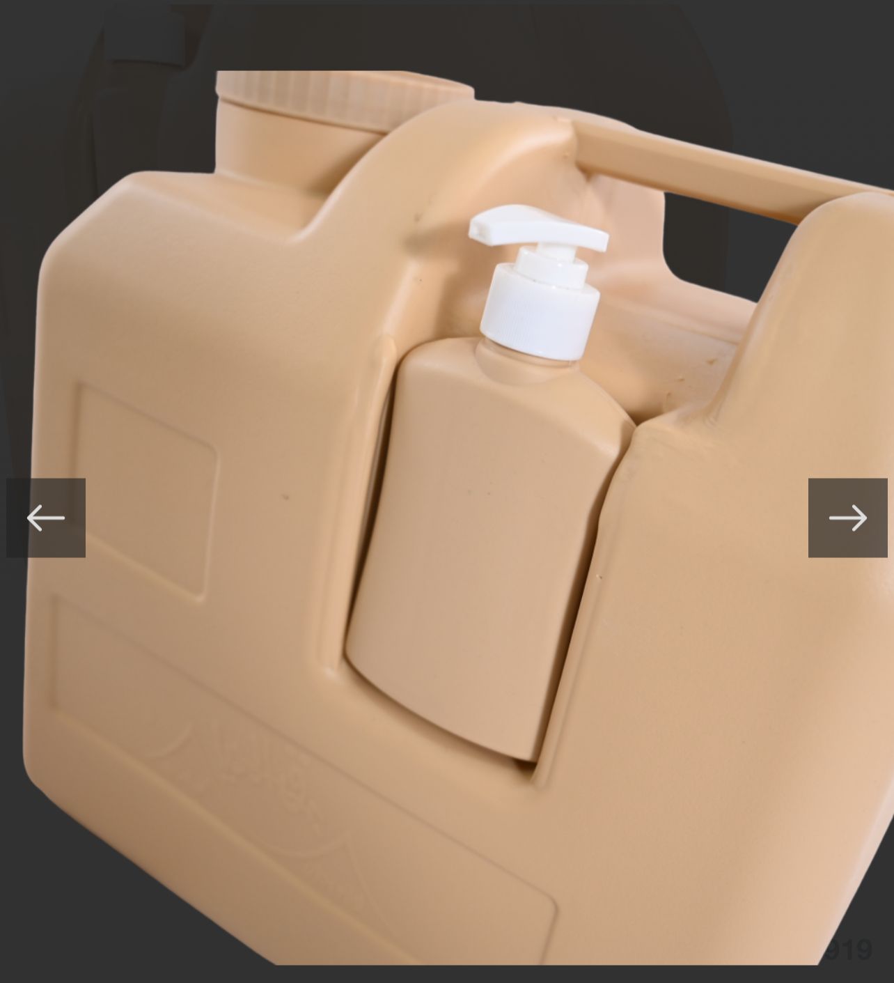 Portable Water Tank with Built-In Soap Dispenser 20 L